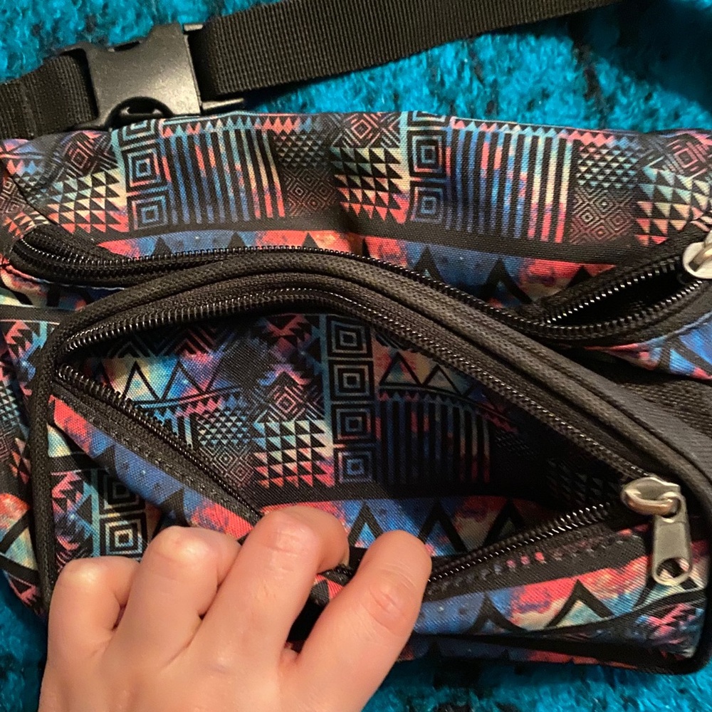 - Fanny pack ! ♥️💛💖💙💚 - Picture 2 of 3